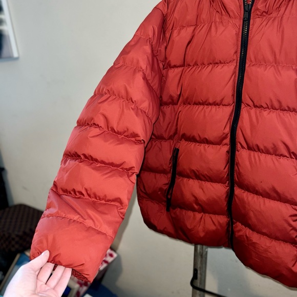 AUTHENTIC MICHAEL KORS RED PUFFER JACKET - LIKE NEW - Picture 3 of 10